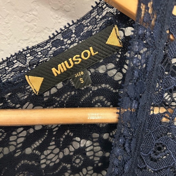 Miusol Blue Sleeveless Scoop Neck A-Line Maxi Dress - Picture 5 of 7